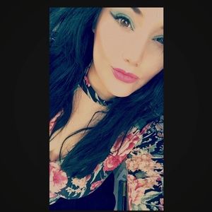 Meet your Posher, Julie